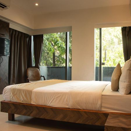 فندق J R Residency نافي مومباي المظهر الخارجي الصورة