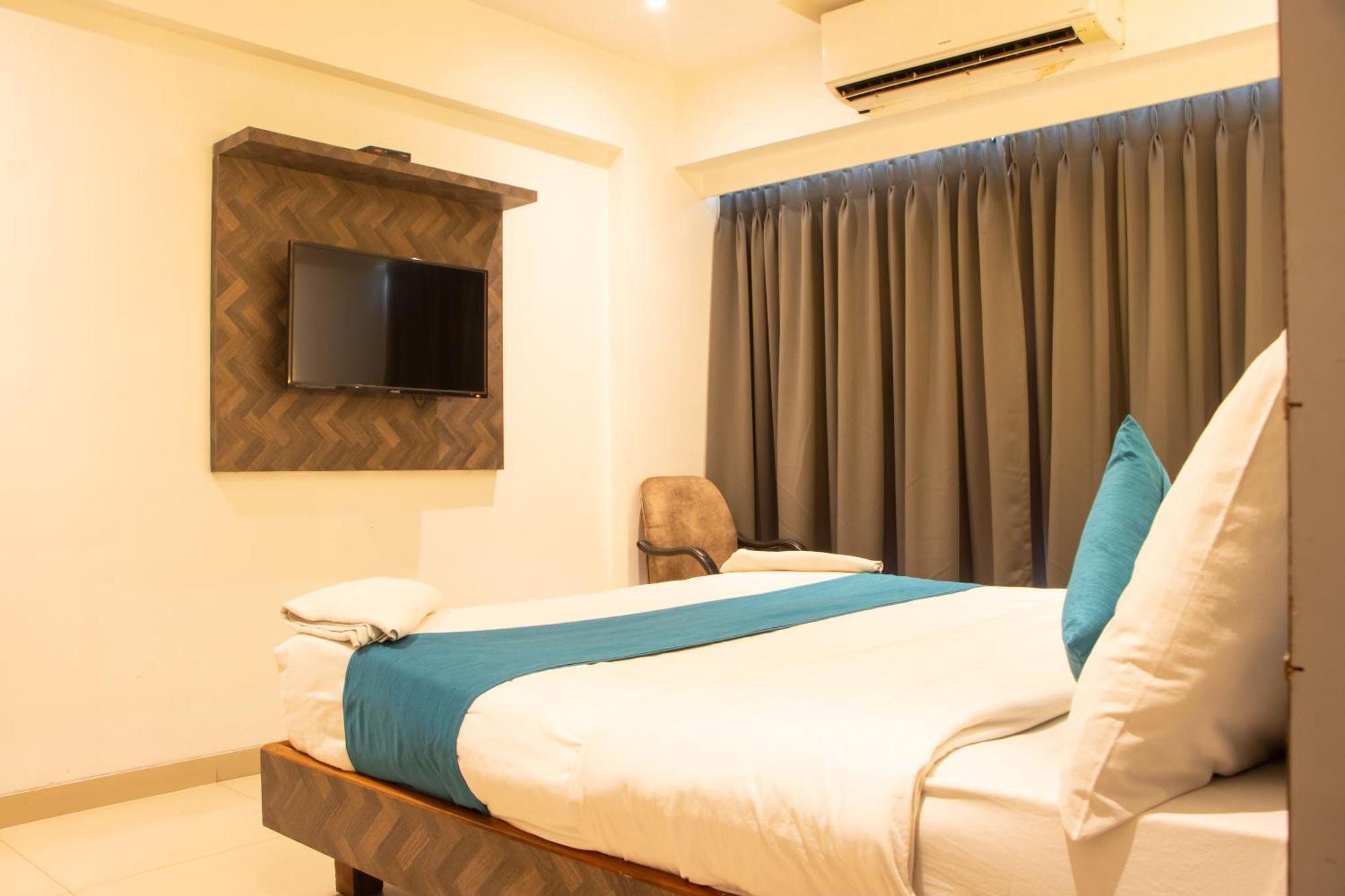 فندق J R Residency نافي مومباي المظهر الخارجي الصورة