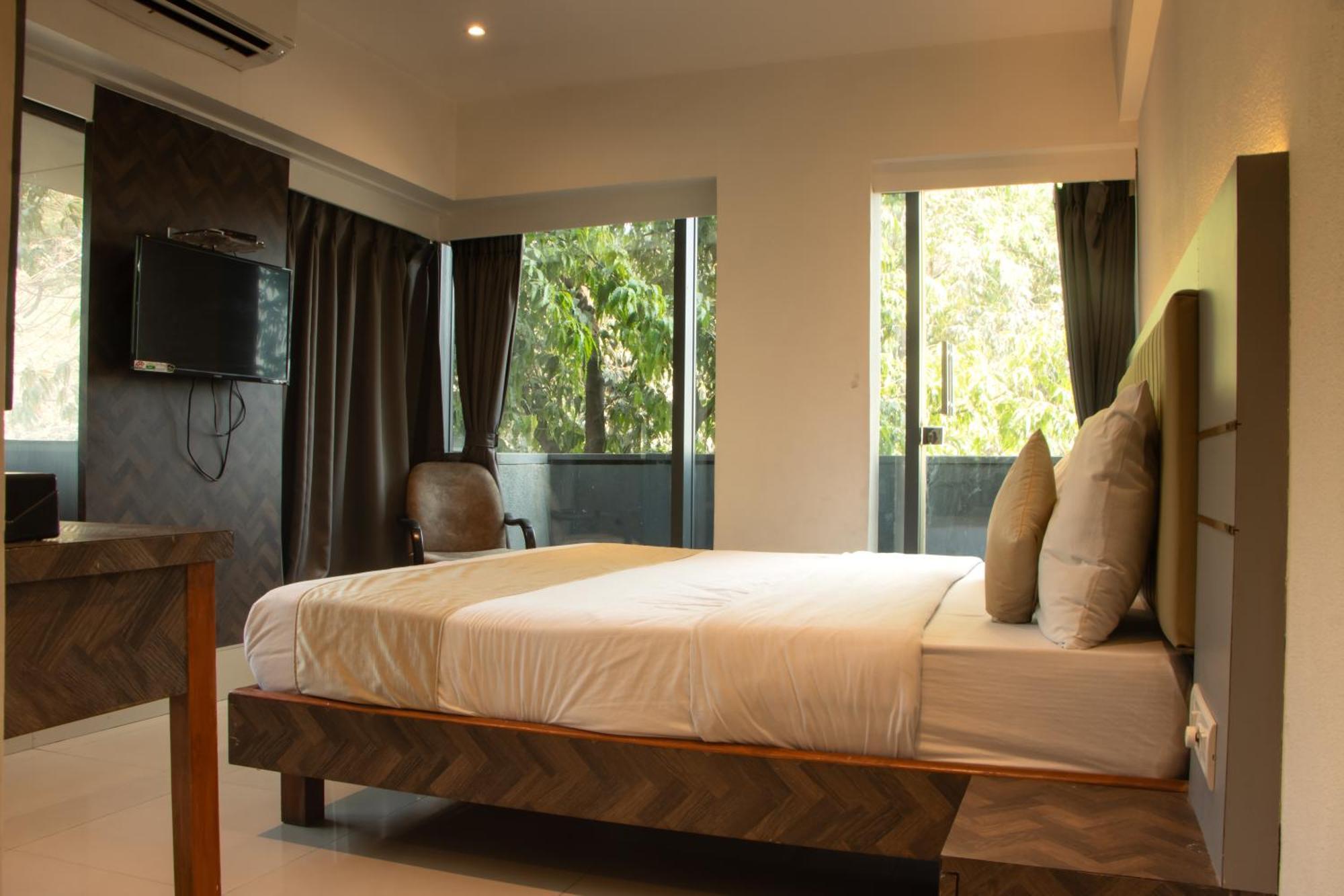 فندق J R Residency نافي مومباي المظهر الخارجي الصورة